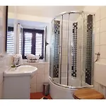 Center Apartment Split
