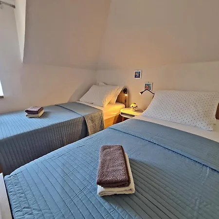 Apartament Center *